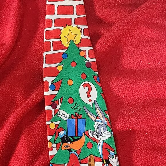 Looney Tunes Mania Red and Green Fireplace Holiday Character Vintage Poly Tie - Picture 11 of 16